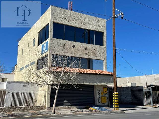 #94 - Edificio comercial para Venta en Juárez - CH